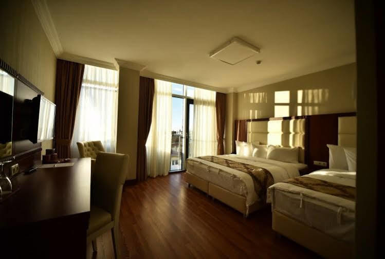 Era Palace Batumi Exterior photo